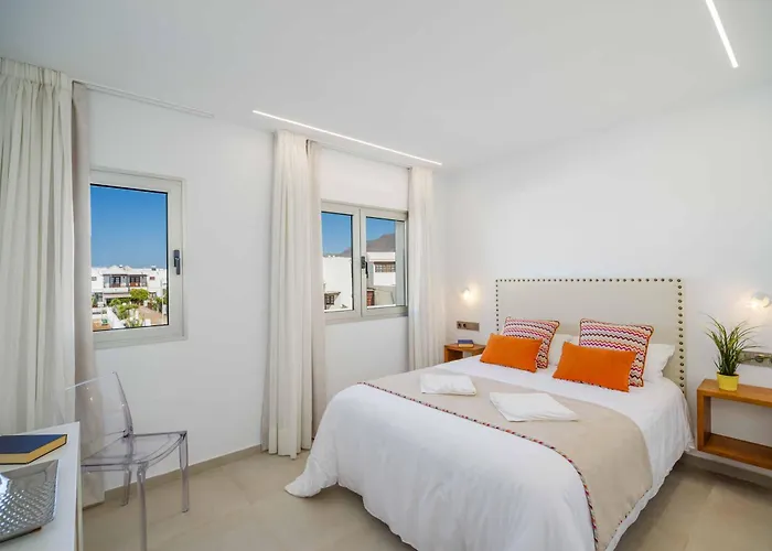 Marina Lavanda فيلة *