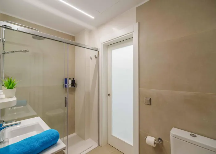 Marina Lavanda فيلة