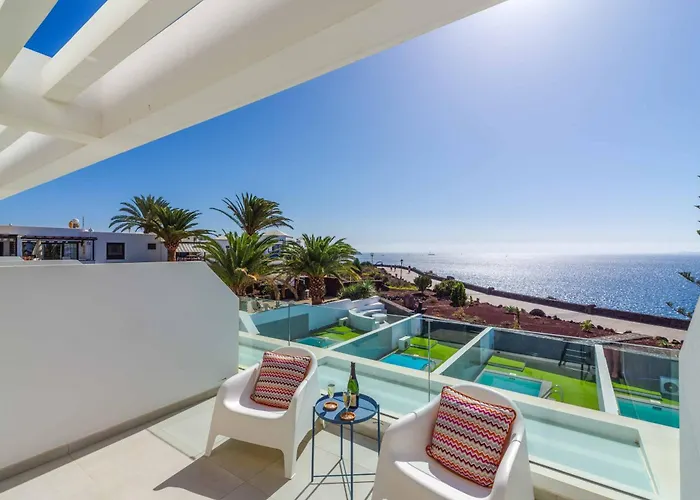 Marina Lavanda فيلة